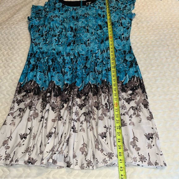 Julian Taylor Floral Blue and Black Women's Dress size 18 - Picture 10 of 13
